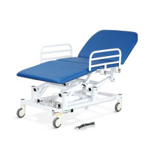Canapea mobilă de examinare și tratament bariatric Bristol Maid cu trei secțiuni, cu comutator de picior și spătar electric